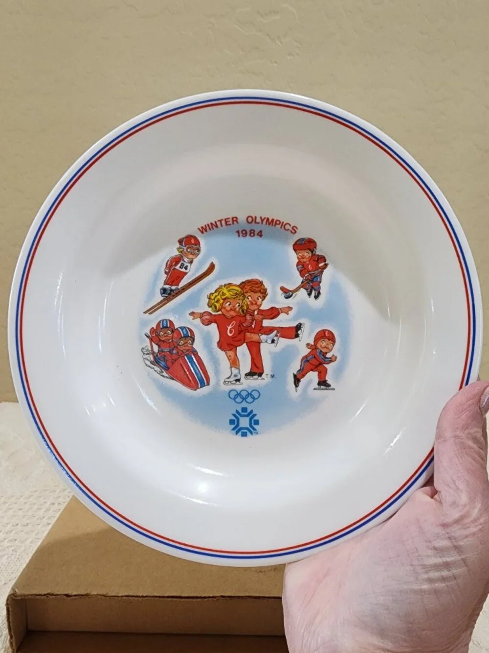 1984 NIB Corelle CAMPBELL'S KIDS Rim Soup Bowl - Winter Olympics in Sarajevo
